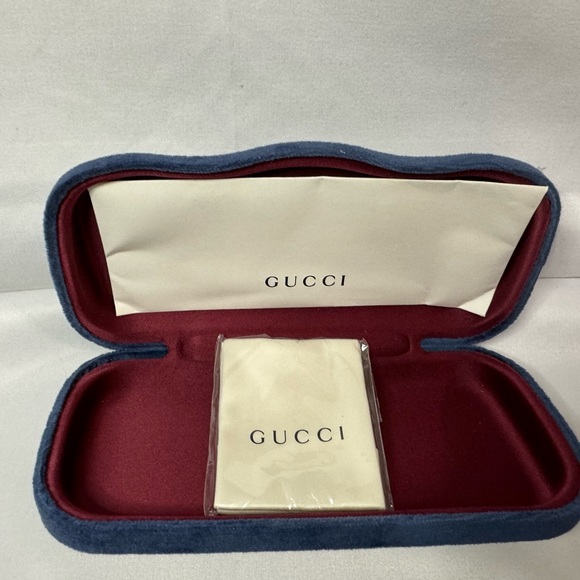 Gucci Sunglasses - Picture 12 of 16